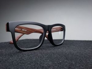 commerce d'optique à remettre en suisse Romande 